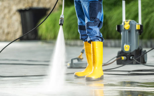 Best Commercial Building Pressure Washing  in Edmonds, WA